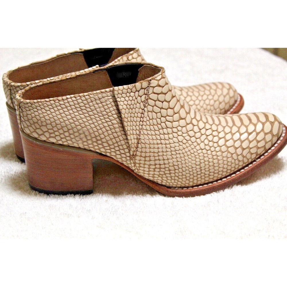 Freebird Shae Cream Snake Print Leather Ankle Booties Heeled Women's Size 8 - Picture 1 of 7